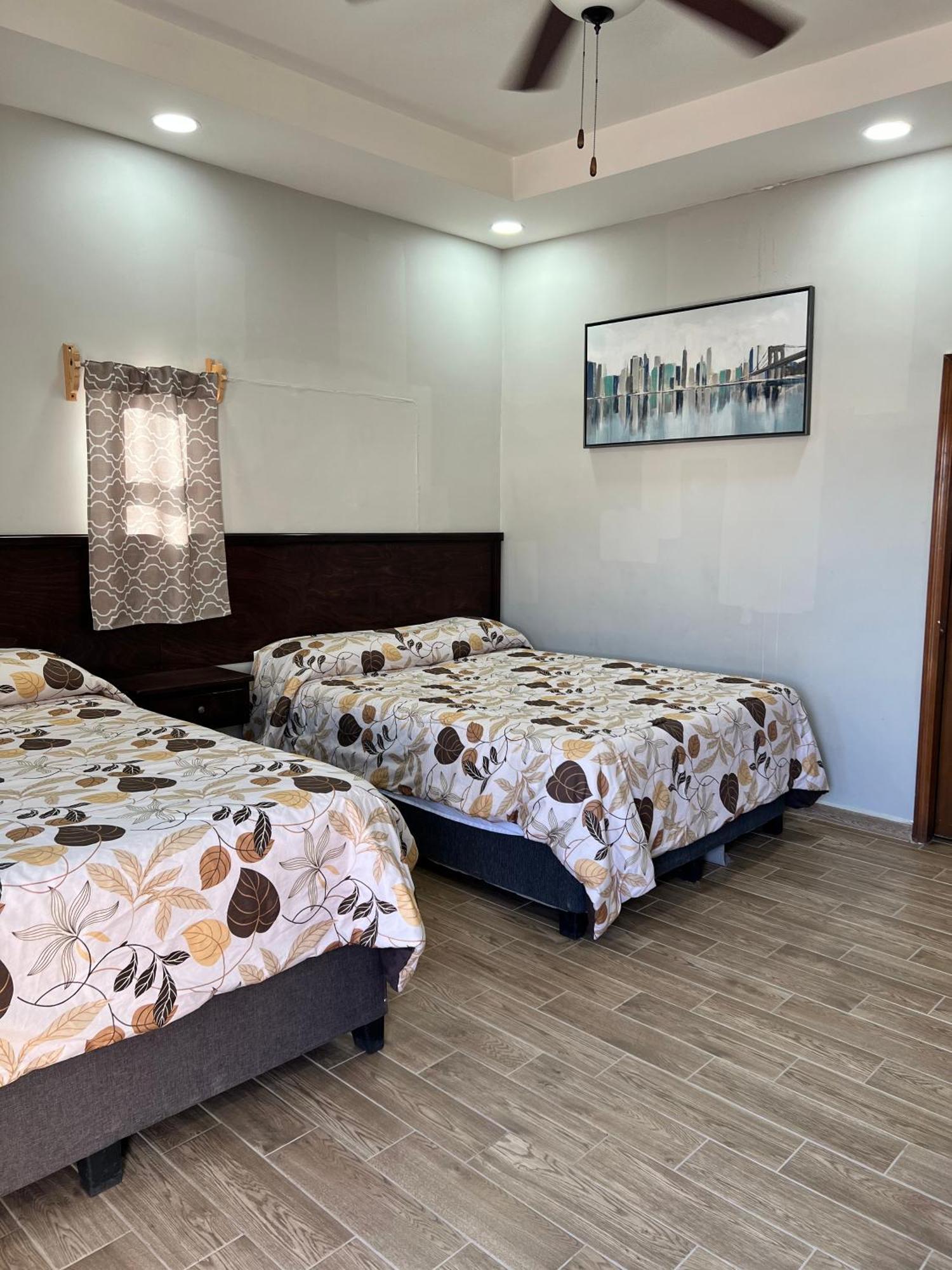 Hotel Los Pinos Inn El Golfo de Santa Clara ภายนอก รูปภาพ